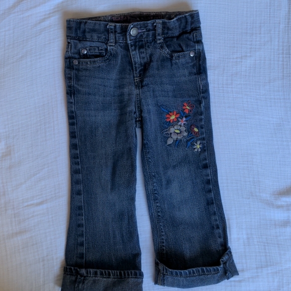 Oshkosh Jeans W/Embroidered Flowers - Picture 1 of 6